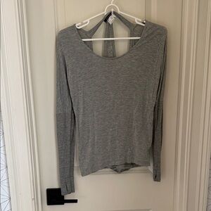 VENUS Light Gray Long Sleeve Tee
